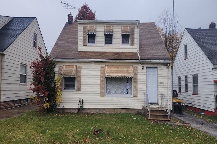 12905 Oakview Blvd Garfield Heights, OH 44125, Cuyahoga County