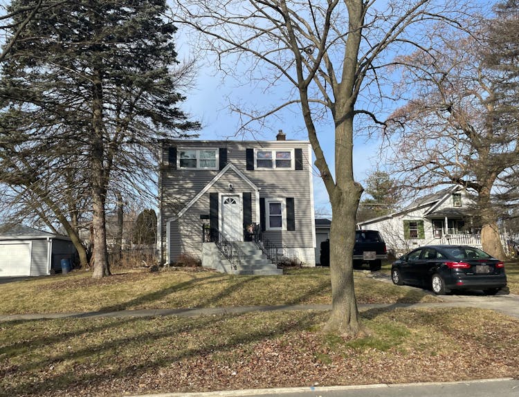 324 S Park St, Westmont, IL, 60559, USA