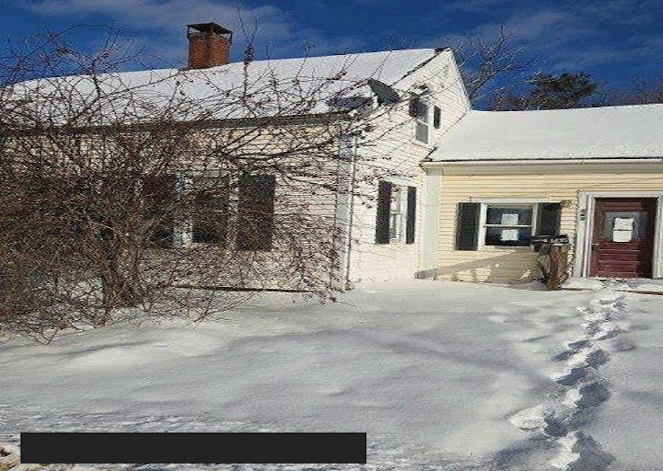 569 Rutland Rd Newport, ME 04953, Penobscot County