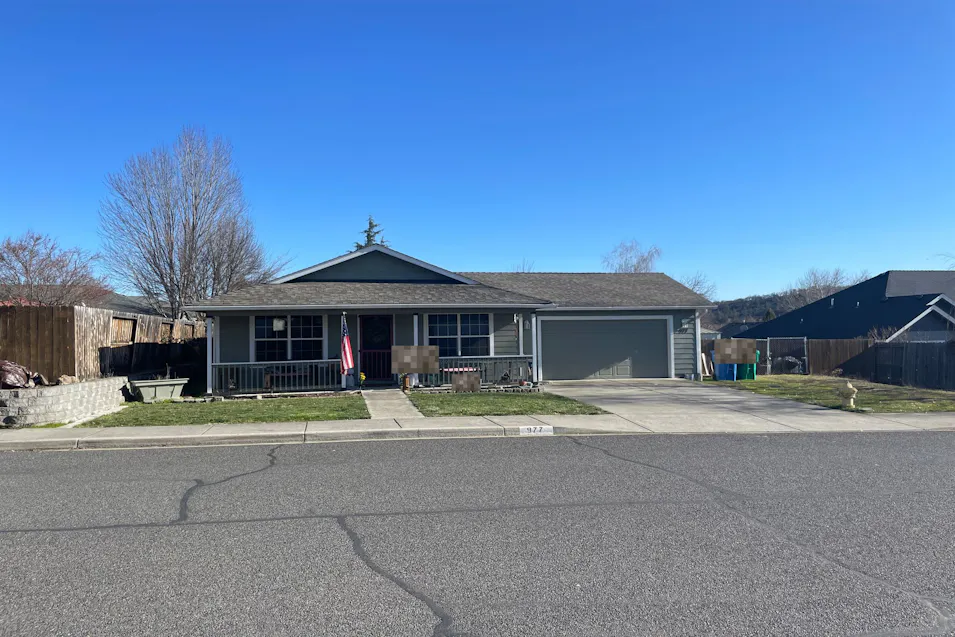 977 Ridgeview Dr Eagle Point, OR 97524, Jackson County