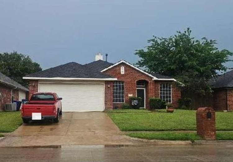 1711 Meadowview Drive Corinth, TX 76205, Denton County