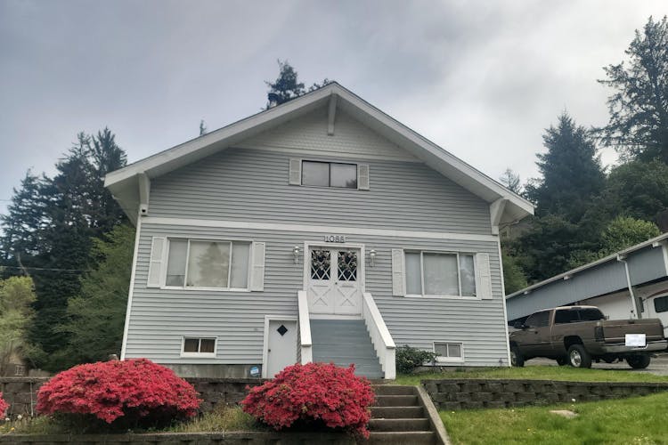 1088 N 8th St Coos Bay, OR 97420, Coos County