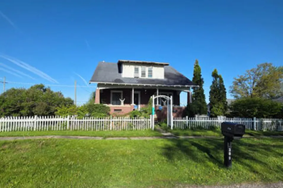 309 N Glassford St Capac, MI 48014, St. Clair County