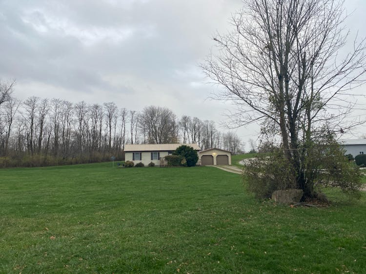 5653 Southwest Duncan Road Lancaster  (Hocking Township), OH 43130, Fairfield County