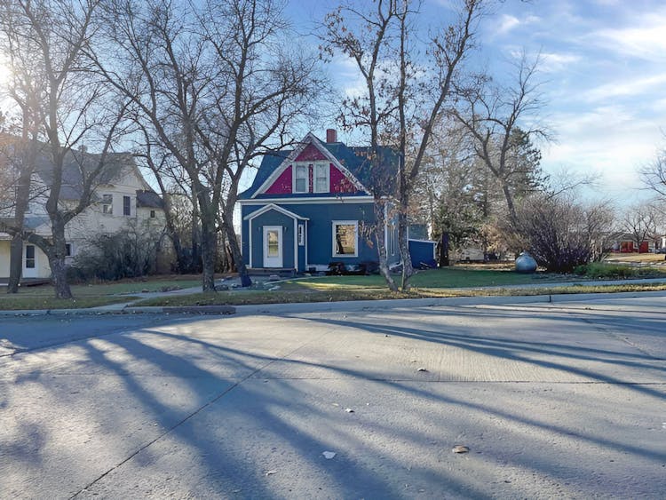 521N Central Ave N Kenmare, ND, 58746, USA