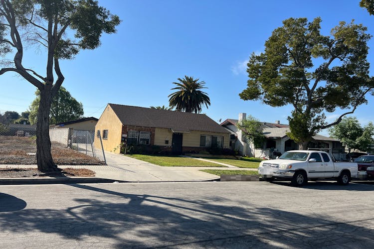 334 West 122nd Street Los Angeles, CA 90061, Los Angeles County