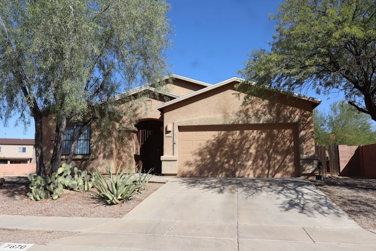 7670 W Tenderfoot Drive Tucson, AZ 85757, Pima County