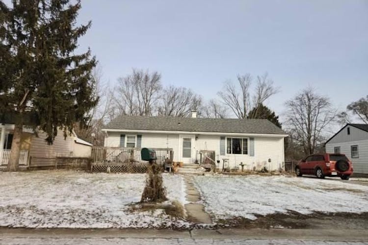 332 Maple St Crown Point, IN 46307, Lake County