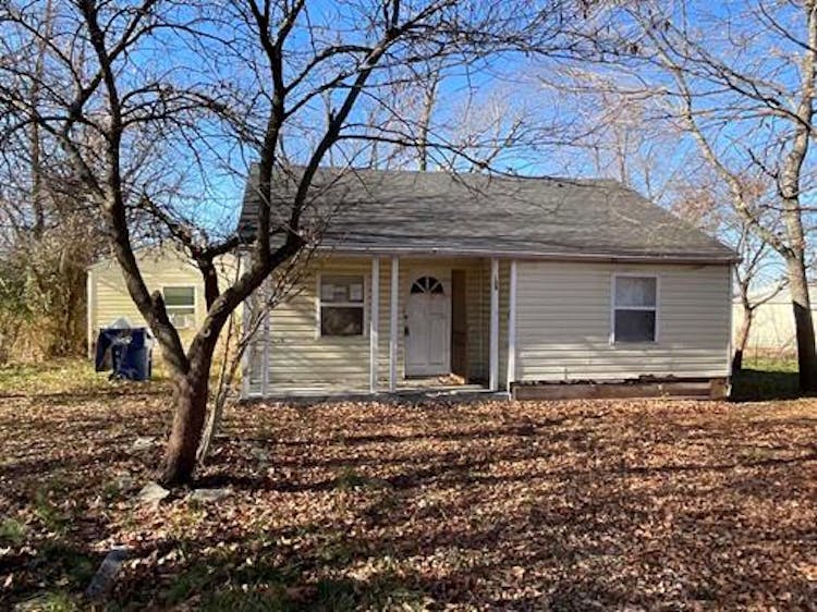 109 N Beatie St, Rogersville, MO, 65742, USA