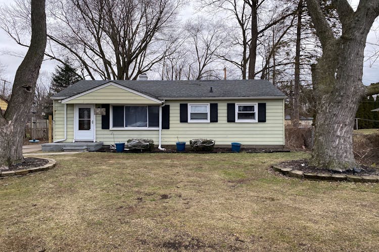 9315 Princess St, Taylor, MI, 48180, USA