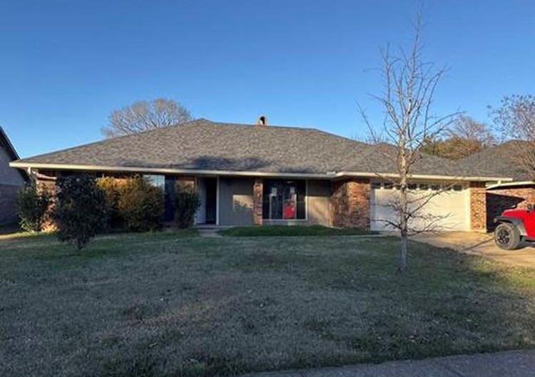 521 Glenwood St Bossier City, LA 71111, Bossier County