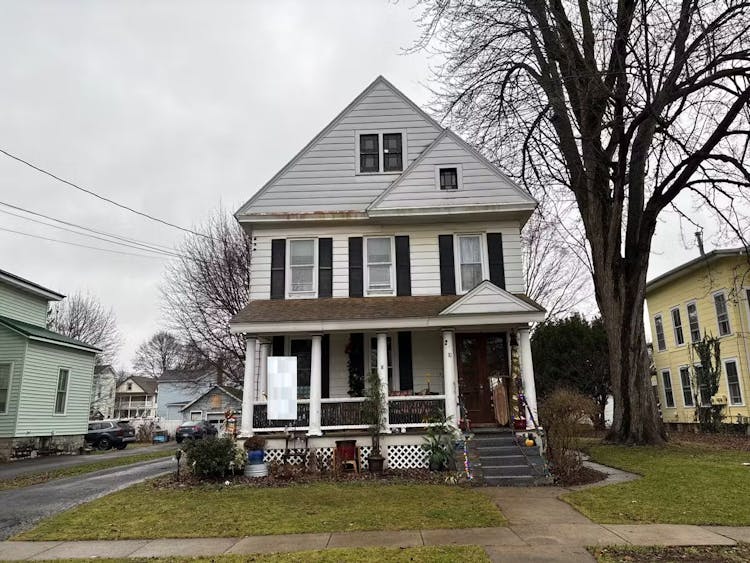 10 Chestnut St Auburn, NY 13021, Cayuga County