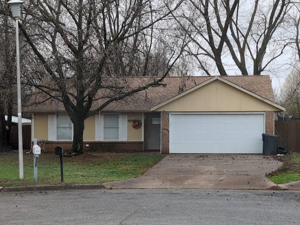 3409 W. Chestnut St. Rogers, AR 72756, Benton County