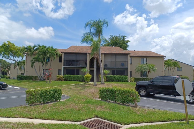 526 Shady Pine Way D1, Greenacres, FL, 33415, USA