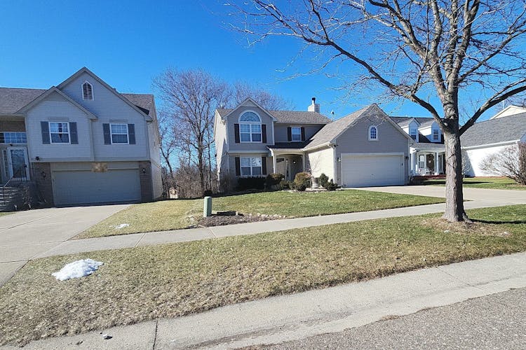 1519 Pond View Dr Wixom, MI 48393, Oakland County