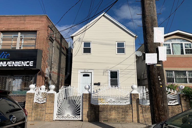 110-03 Guy R. Brewer Blvd Aka 110-03 Guy R. Brewer Blvd #b Aka 11003 Guy R. Brewer Blvd Jamaica, NY 11433, Queens County