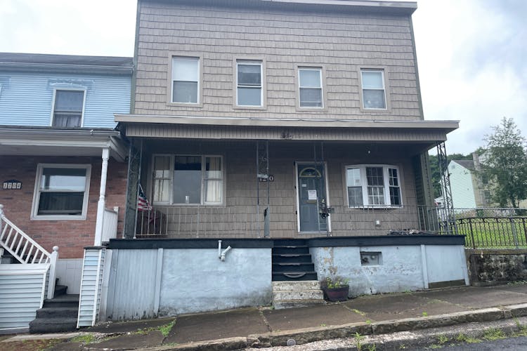 1208 Walnut St Ashland, PA 17921, Schuylkill County