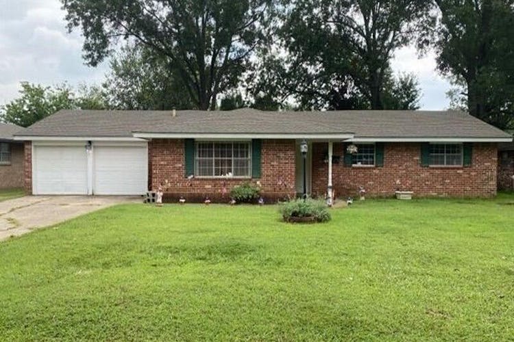 1418 Harris Dr Bartlesville, OK 74006, Washington County