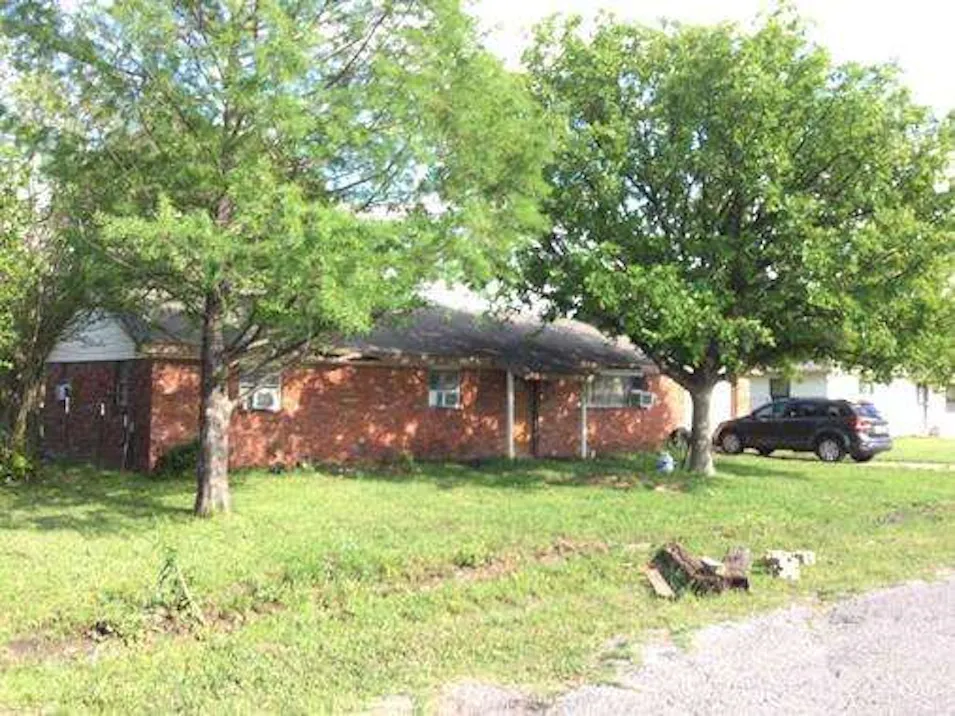 3041 Monroe St Commerce, TX 75428, Hunt County