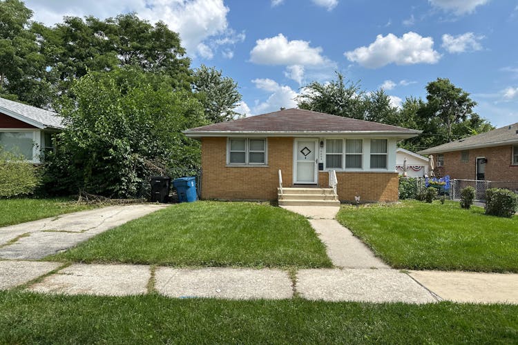 1649 Hilltop Ave Chicago Heights, IL 60411, Cook County