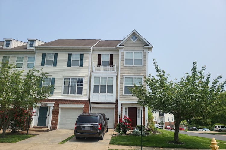 8000 Duck Pond Ter Manassas, VA 20111, Prince William County