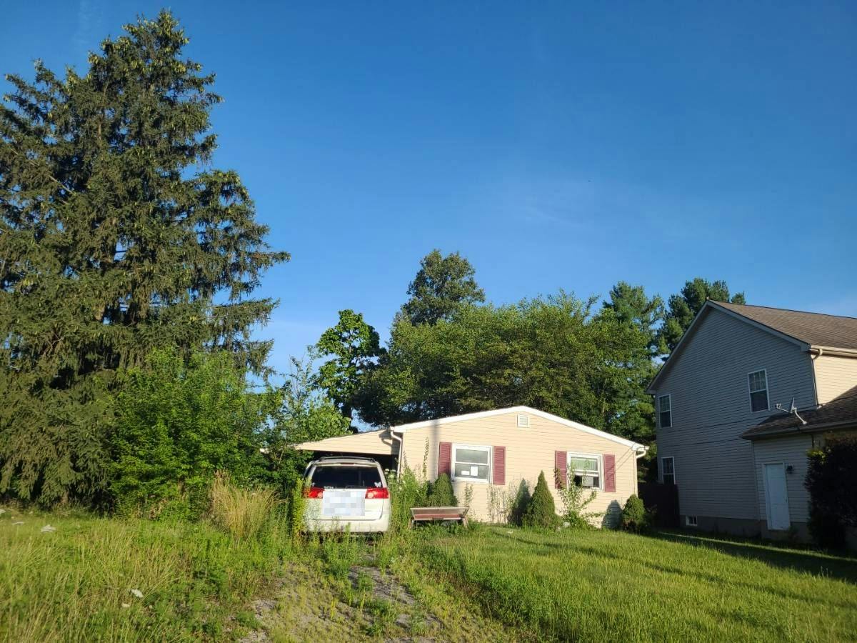 Woodside Dr, West Alexandria, OH 45381