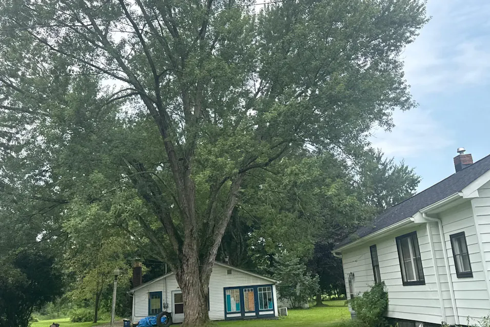 2044 Warren Ave Akron, OH 44320, Summit County