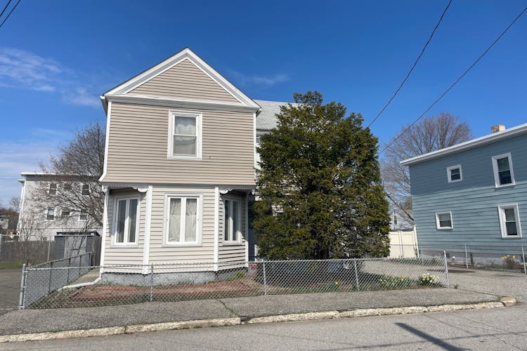 64 Ordway Street Pawtucket, RI 02861, Providence County