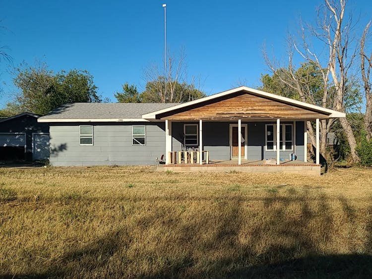 100 N. Main Street Prue, OK 74060, Osage County