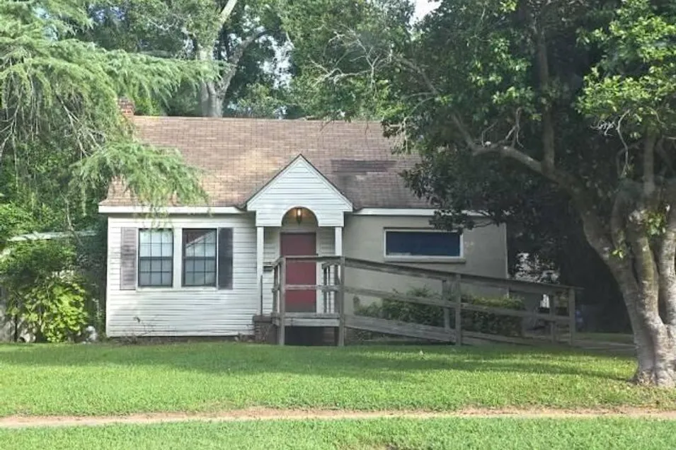 172 Archer Ave Shreveport, LA 71105, Caddo County