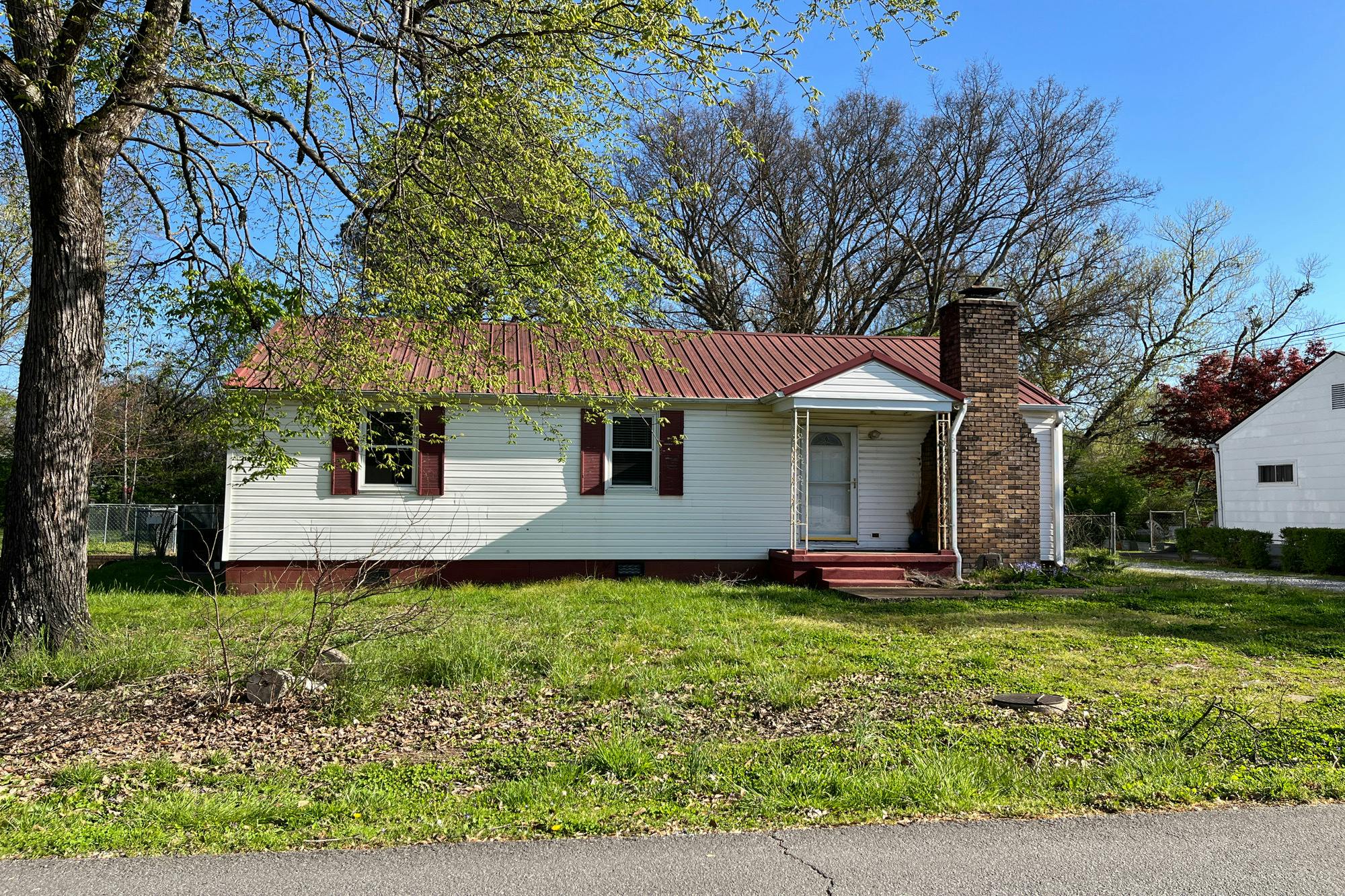 Strawberry Ln, Hixson, TN 37343