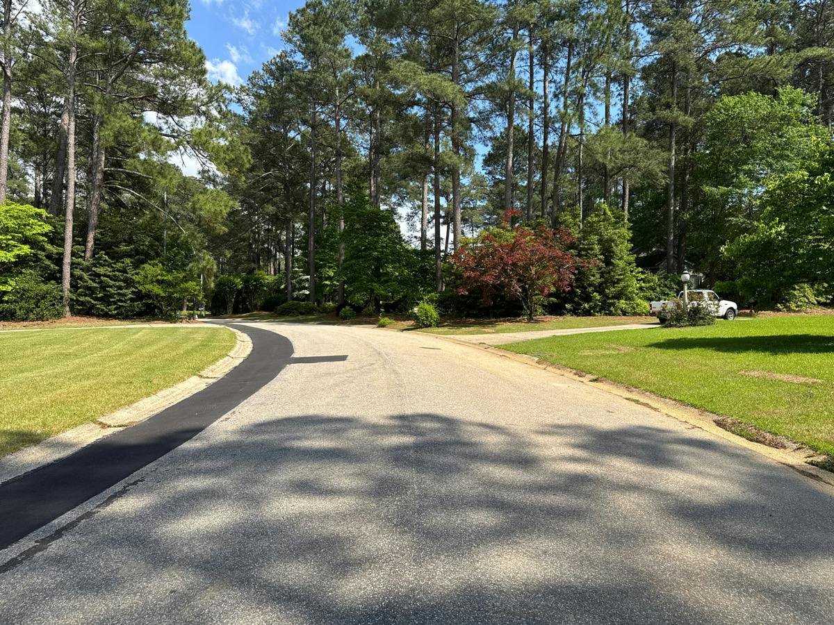 Ellerslie Dr, Fayetteville, NC 28303