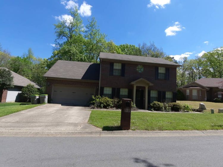 1108 River Oaks Benton, AR 72019, Saline County