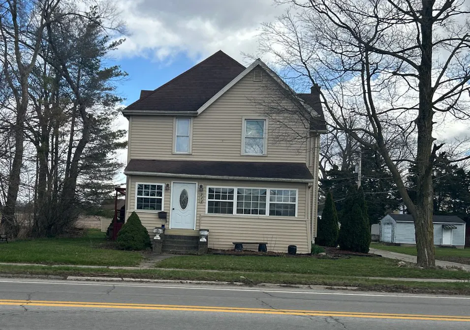 711 N Randolph St Garrett, IN 46738, Dekalb County