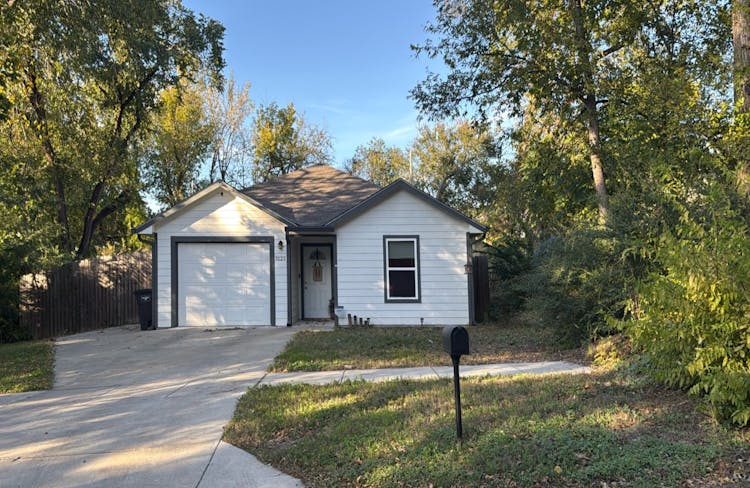 3125 Millet Ave Fort Worth, TX 76105, Tarrant County