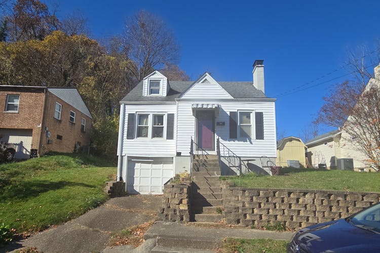 945 Lee Street Saint Albans, WV 25177, Kanawha County