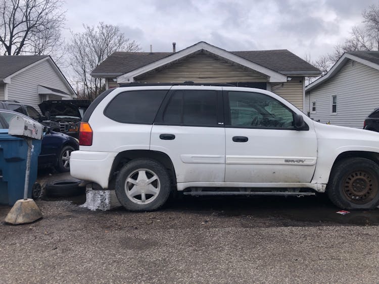 914 Woodrow Indianapolis, IN 46241, Marion County