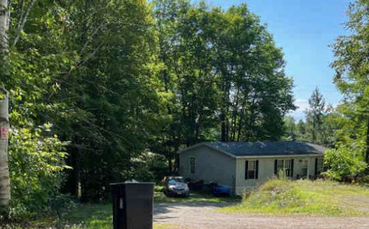 235 Cards Ridge Rd Greenbush, ME 04418, Penobscot County