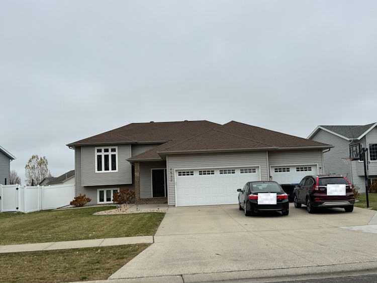 4532 S 44th St. Fargo, ND 58104, Cass County