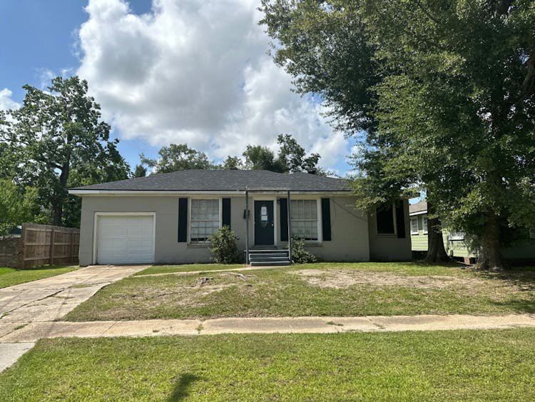 1804 11th St, Lake Charles, LA, 70601, USA