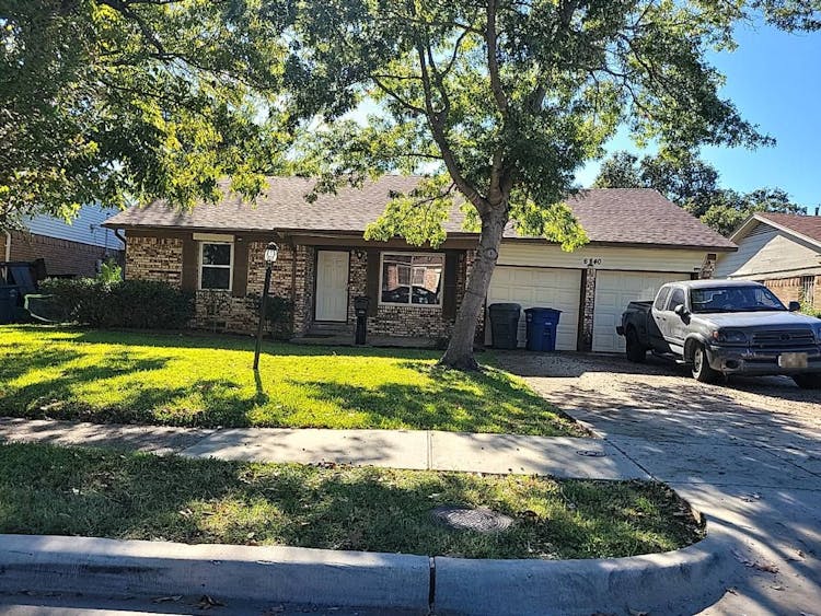 6840 Dart Avenue Dallas, TX 75217, Dallas County