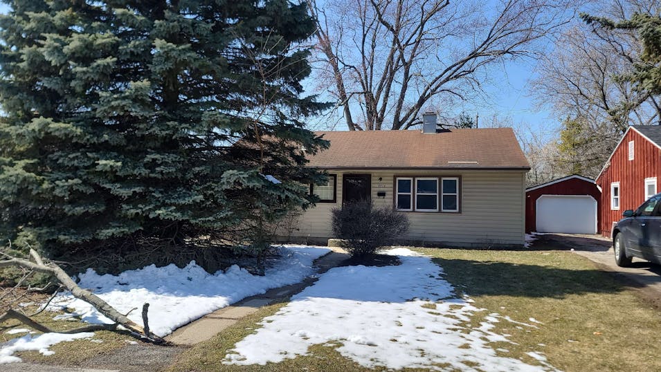 5515 N 26th Street Milwaukee, WI 53216, Milwaukee County