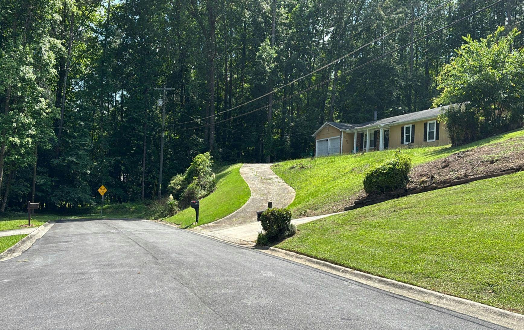 Salem Dr, Lithonia, GA 30038