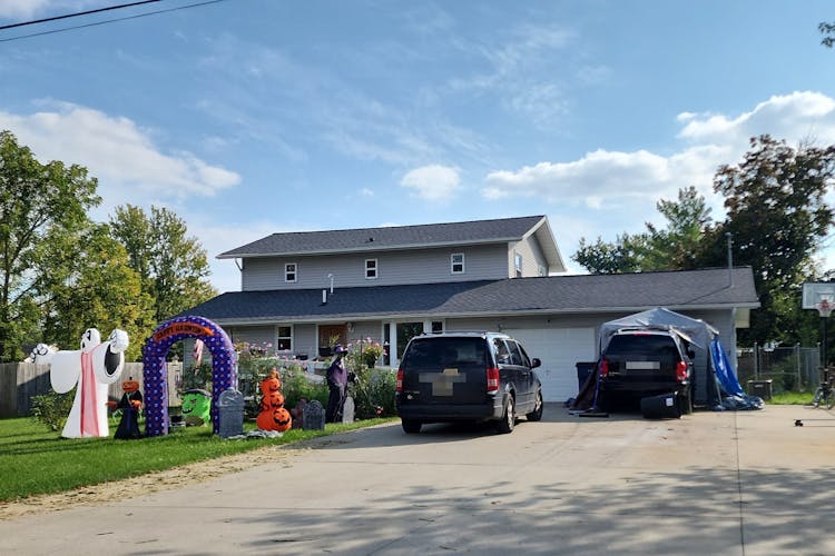 1938 James Ave Owosso, MI 48867, Shiawassee County