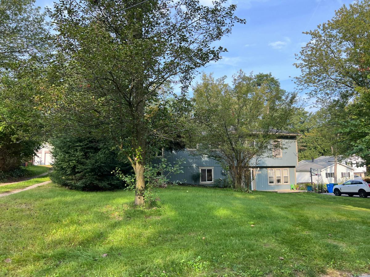 Woodbury St, Commerce Township, MI 48390 #1