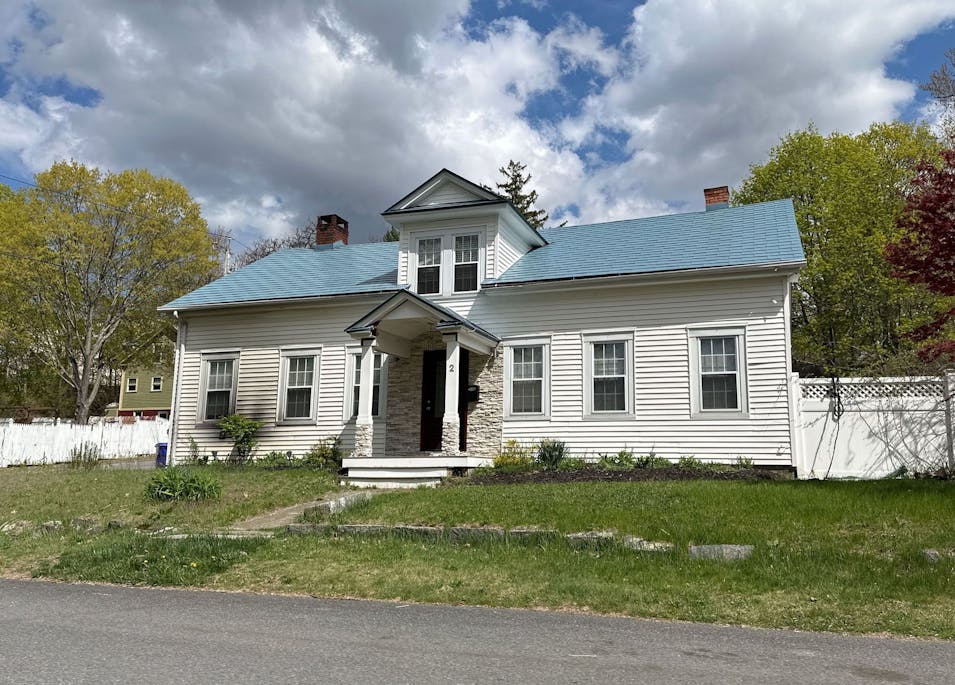 2 Border Street West Warwick, RI 02893, Kent County