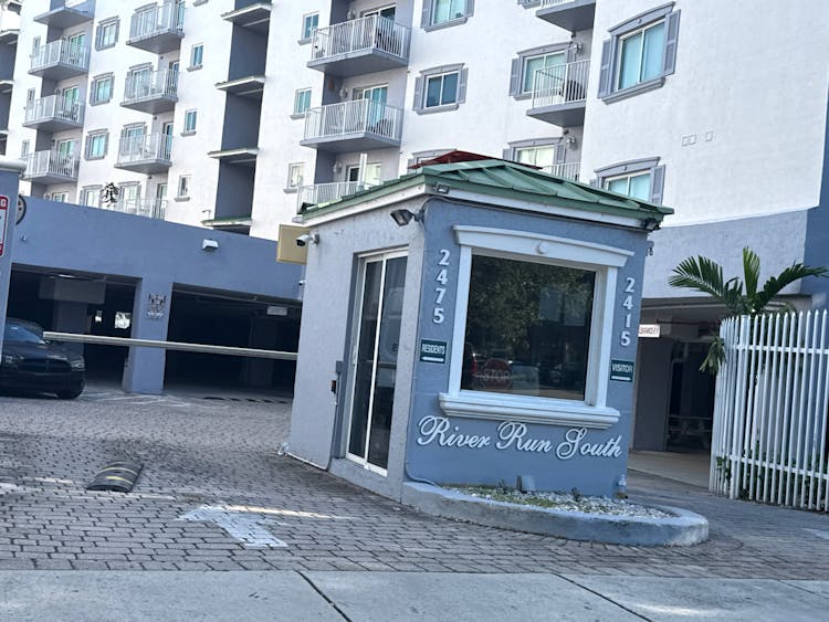 2415 NW 16th St Rd Miami, FL 33125, Miami-Dade County