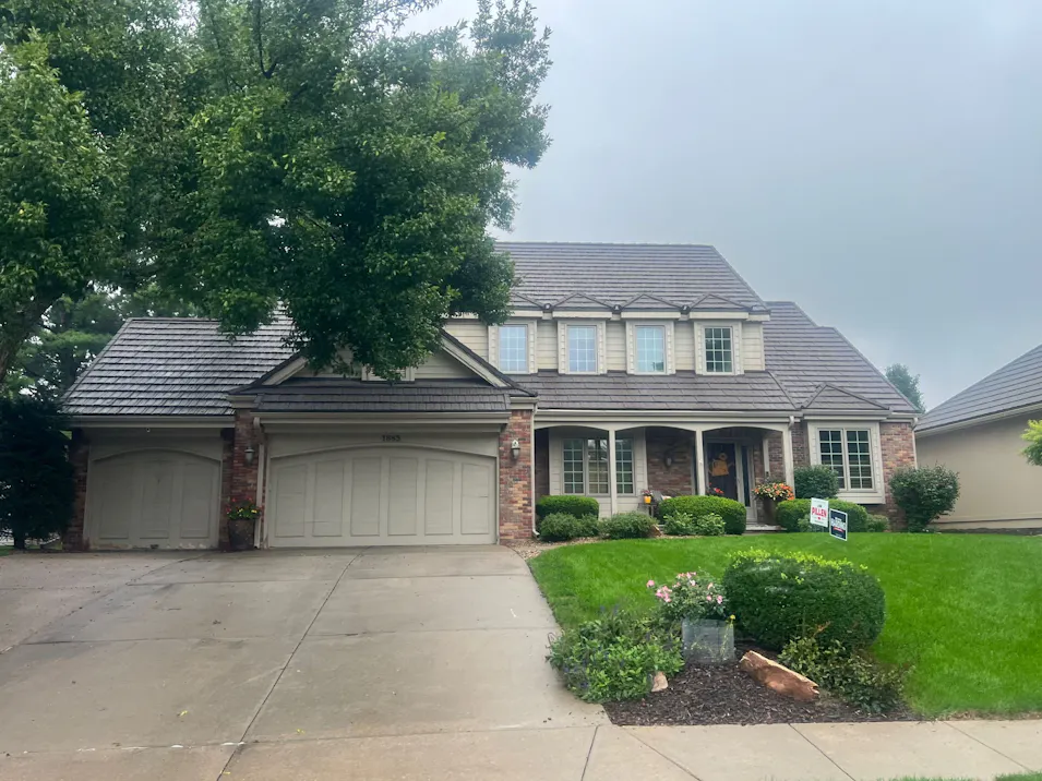 1665 S 152nd St Omaha, NE 68144, Douglas County