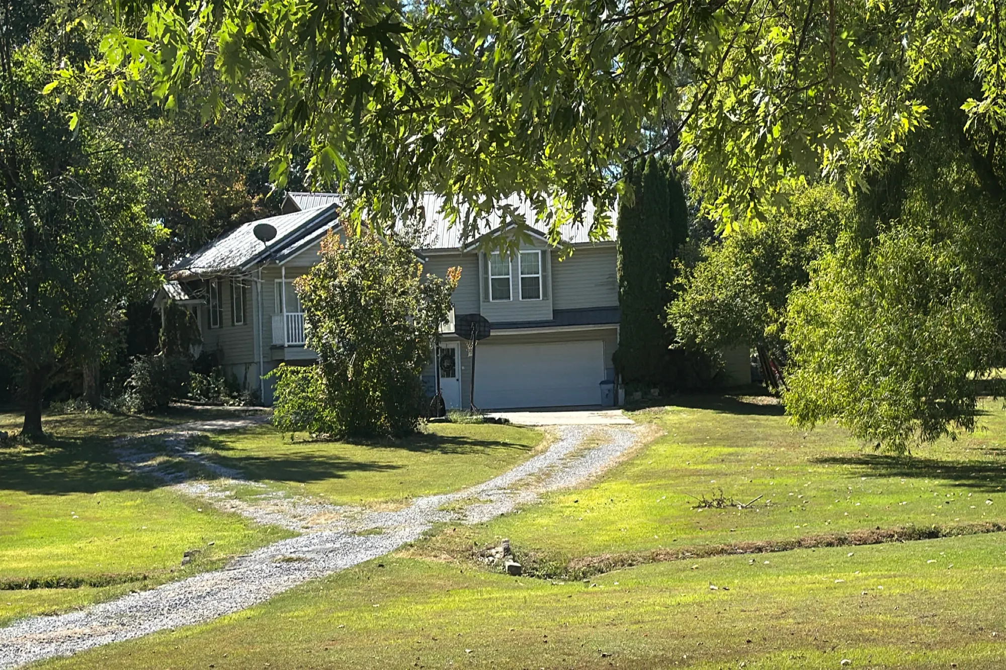 Blaine Ln, Salem, IL 62881