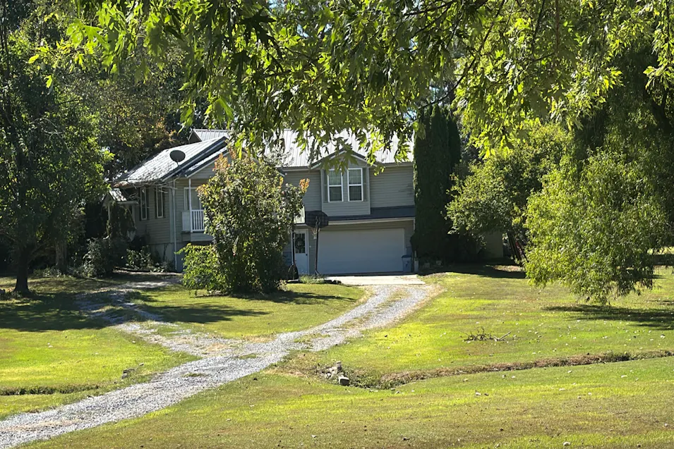 3402 Blaine Ln Salem, IL 62881, Marion County